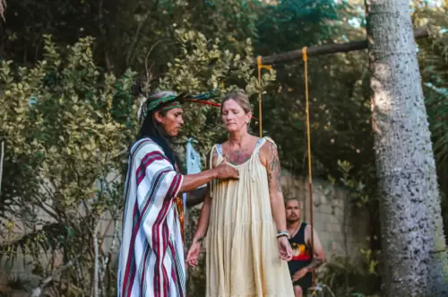 Miguel-y-Jenny-healing-blessing