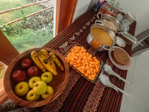 fruit-bowl-breakfast